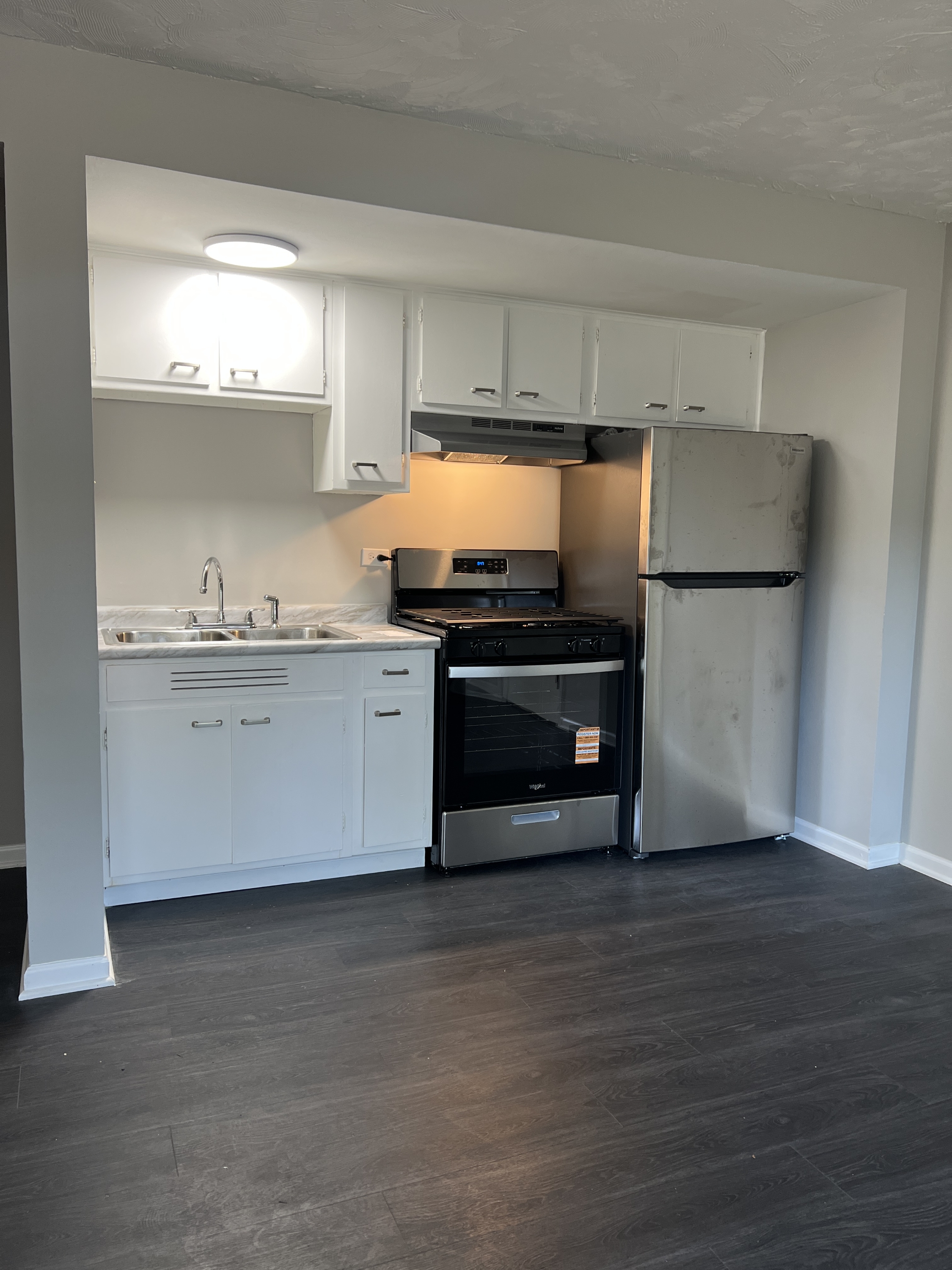 801 East 89th Place