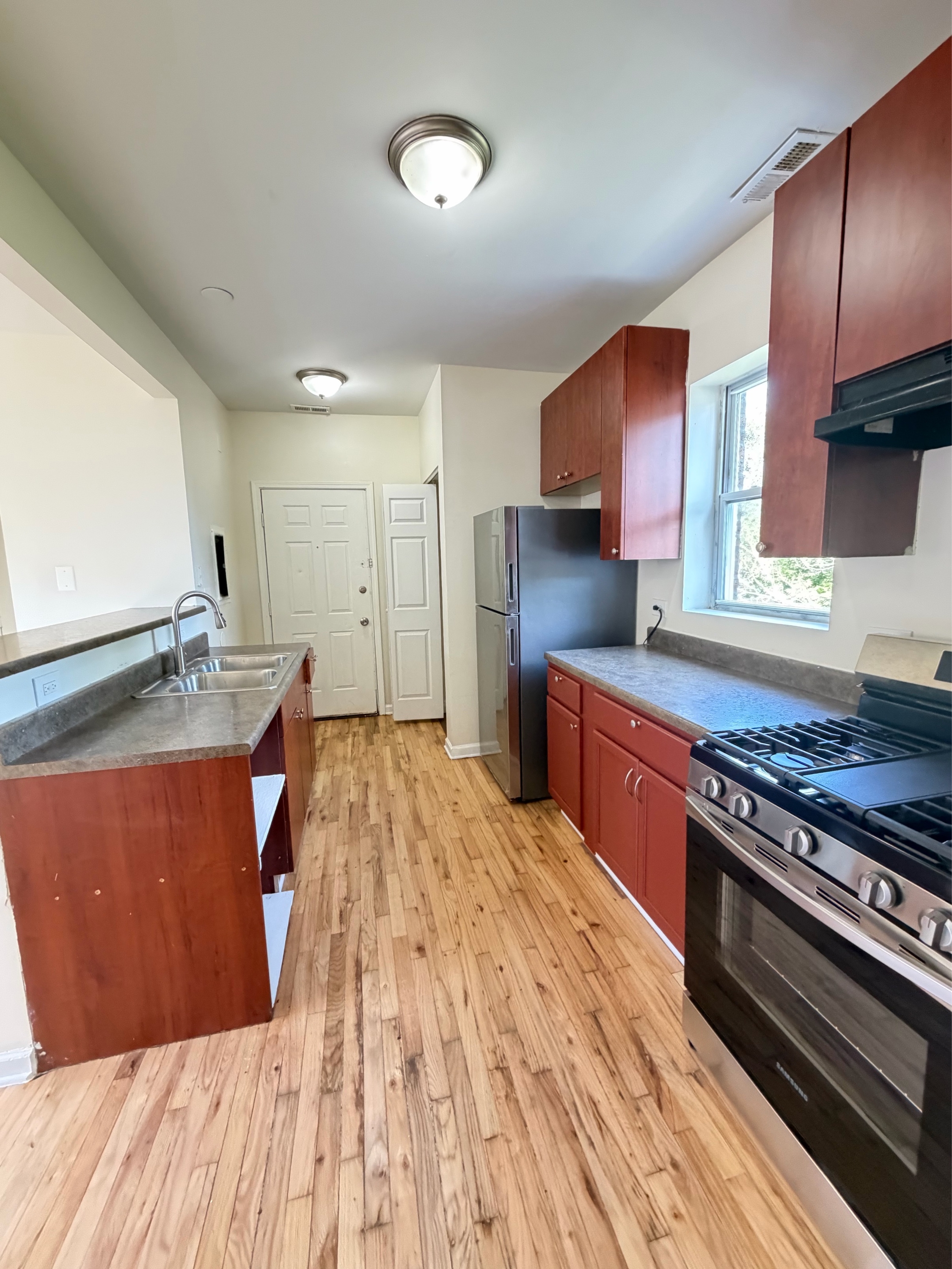 9120 South Dauphin Avenue - 3E