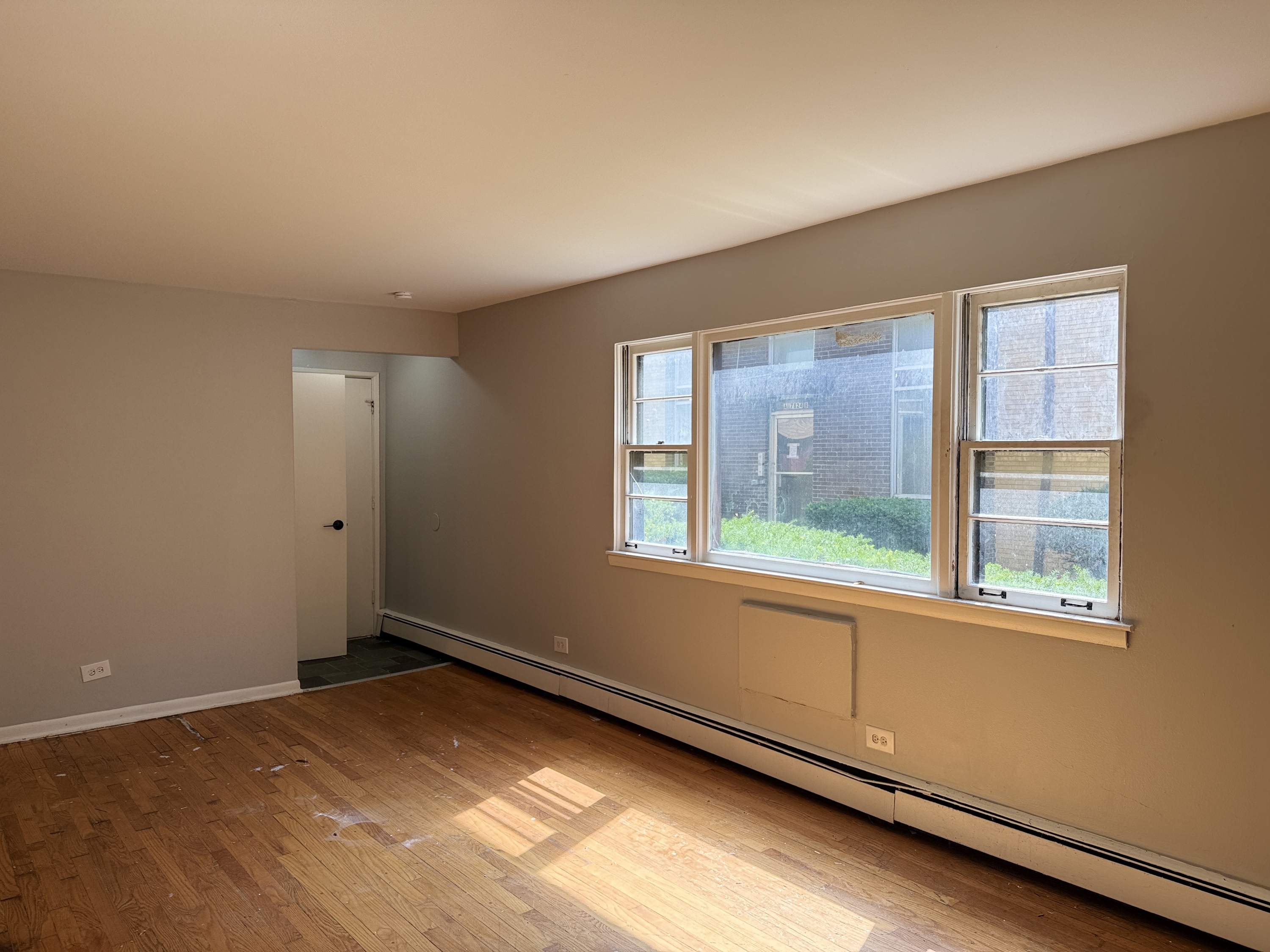 7822 South South Shore Drive - 1B