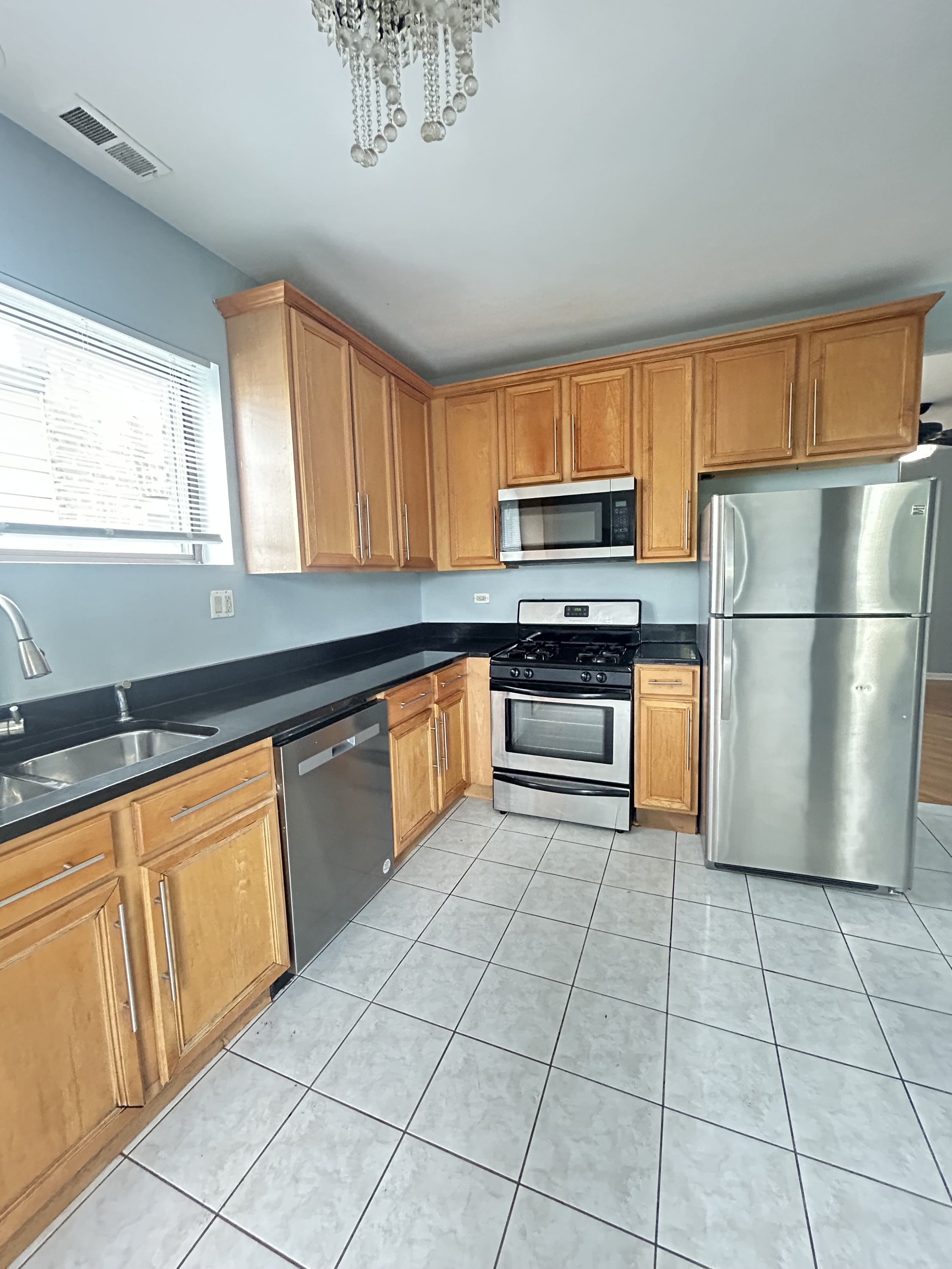 7646 South Phillips Avenue - 3