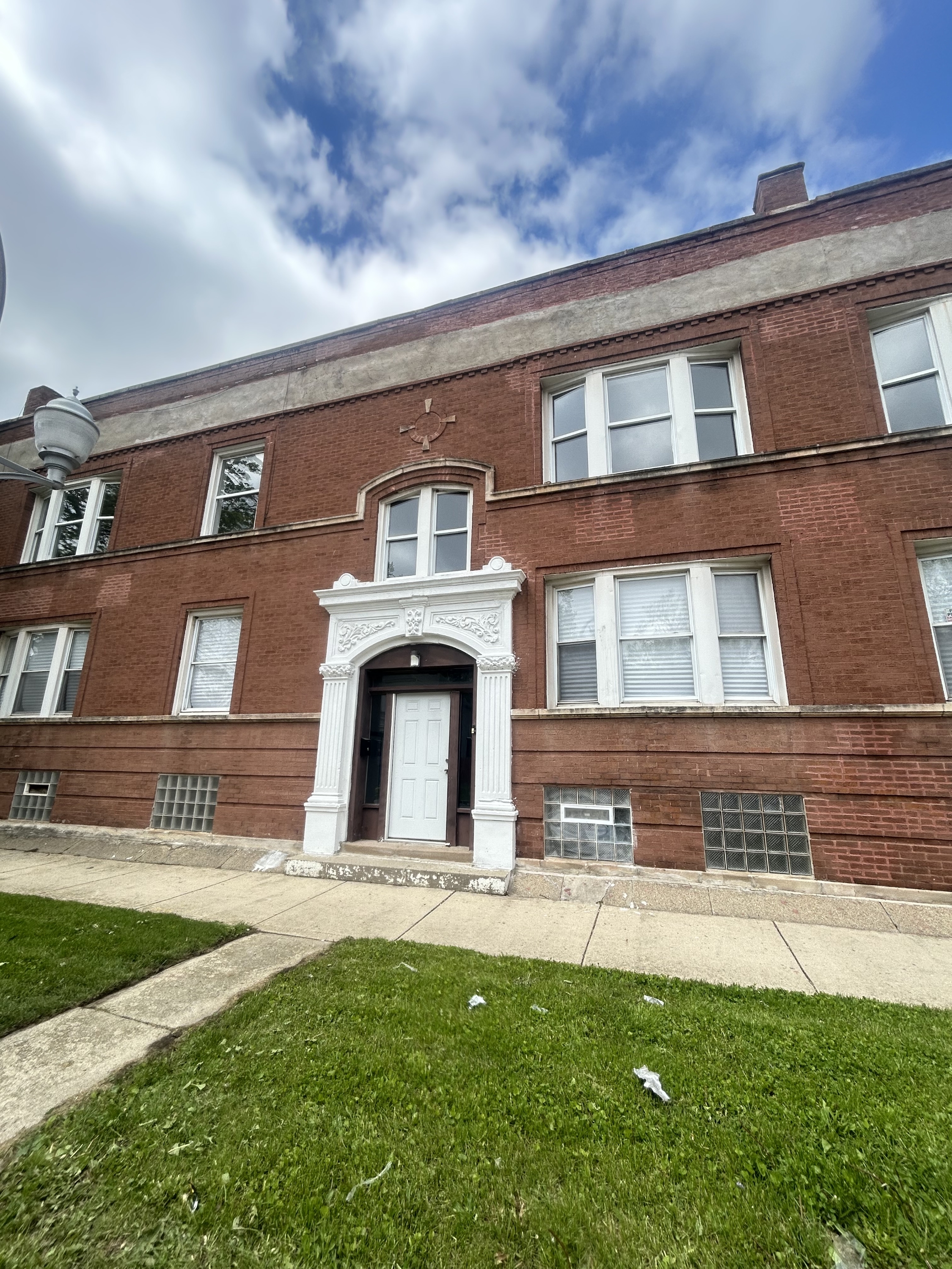 1852 West 58th Street