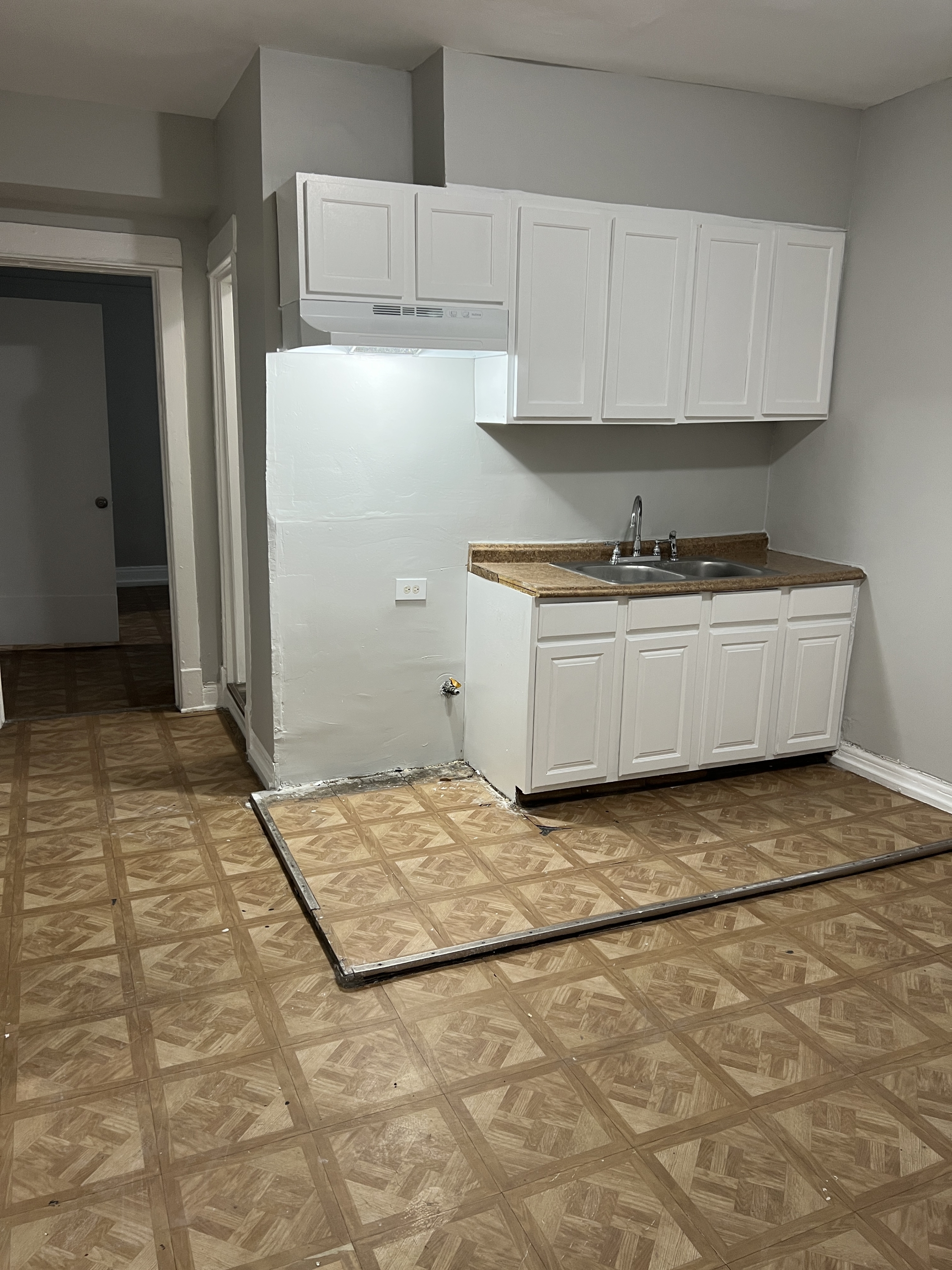 8362 South Brandon Ave - #1R
