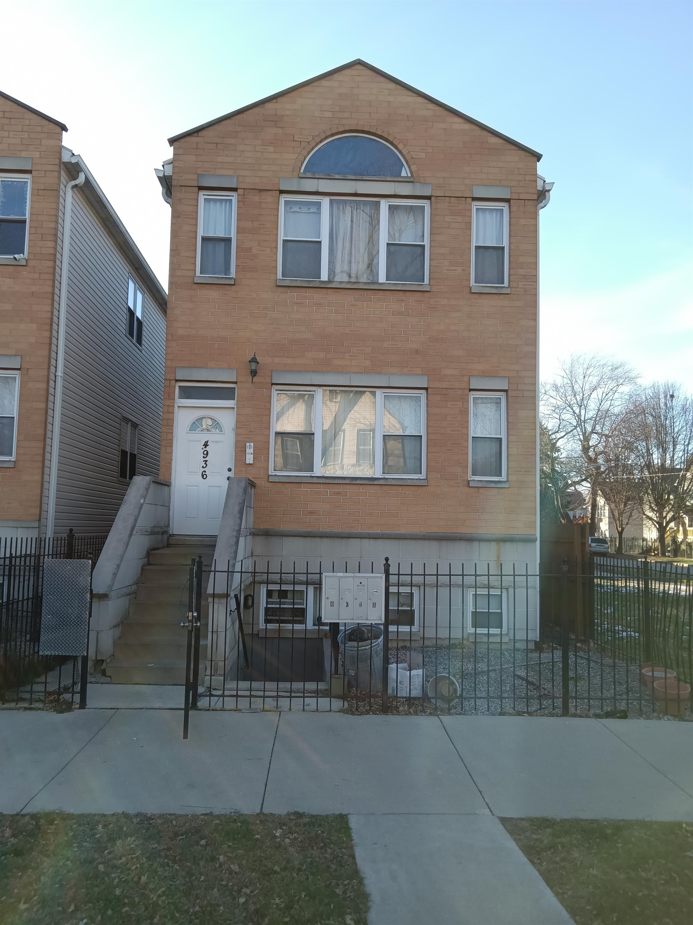 Property thumbnail image