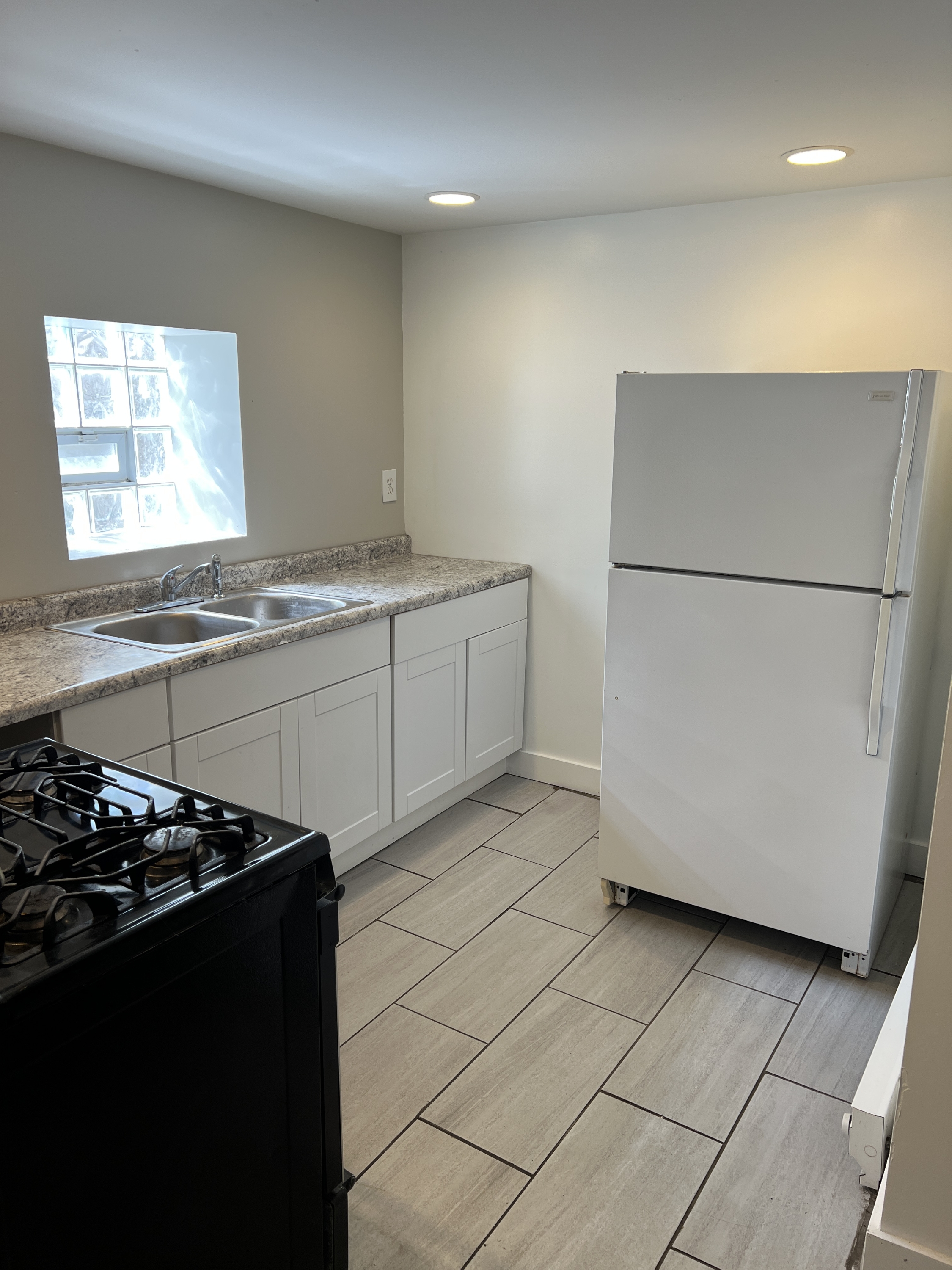 8534 South Burley Avenue - B